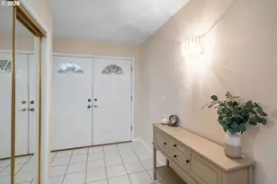 14573 NW Evergreen St, Portland, OR 97229 - Photo 5