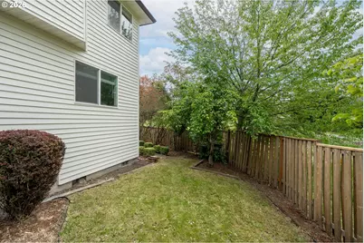 14573 NW Evergreen St, Portland, OR 97229 - Photo 33