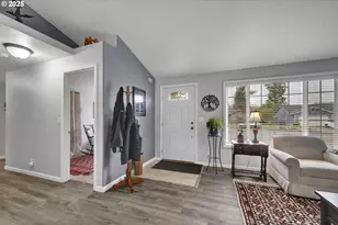 958 Bush Ln, Creswell, OR 97426 - Photo 9