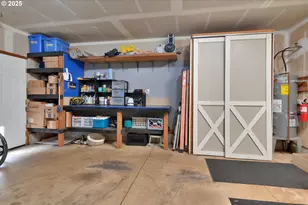 958 Bush Ln, Creswell, OR 97426 - Photo 37