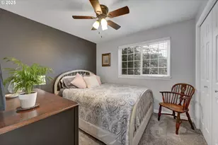 958 Bush Ln, Creswell, OR 97426 - Photo 17