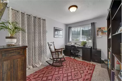 958 Bush Ln, Creswell, OR 97426 - Photo 15