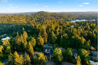 14760 Uplands Dr, Lake Oswego, OR 97034 - Photo 47
