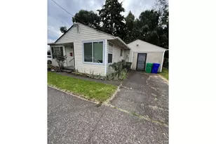 9948 SE Holgate Blvd, Portland, OR 97266 - Photo 3