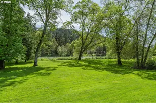 3782 Del Rio Rd, Roseburg, OR 97471 - Photo 7