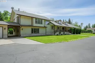 3782 Del Rio Rd, Roseburg, OR 97471 - Photo 3