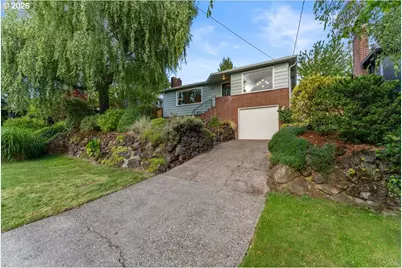 6900 SW 4th Ave, Portland, OR 97219 - Photo 3