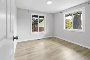 2013 NE Roberts Ct, Gresham, OR 97030 - Photo 31