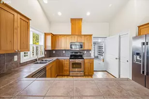20967 NE Yukon St, Aurora, OR 97002 - Photo 13