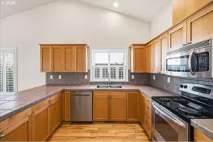 20967 NE Yukon St, Aurora, OR 97002 - Photo 15