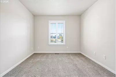 20967 NE Yukon St, Aurora, OR 97002 - Photo 35