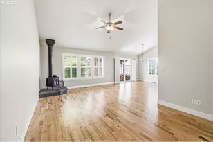 20967 NE Yukon St, Aurora, OR 97002 - Photo 7