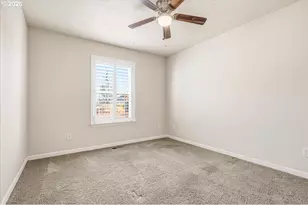 20967 NE Yukon St, Aurora, OR 97002 - Photo 29