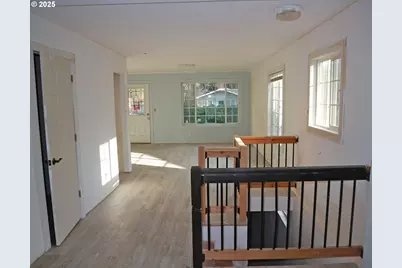 1704 Norris Rd, Vancouver, WA 98661 - Photo 5