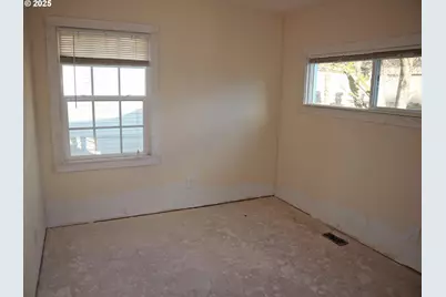 1704 Norris Rd, Vancouver, WA 98661 - Photo 7