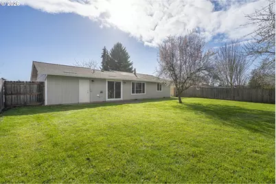 127 SW Poplar Ct, McMinnville, OR 97128 - Photo 29