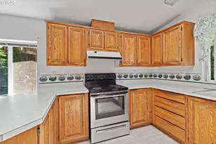 58897 Constance Dr, Bandon, OR 97411 - Photo 17