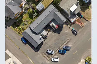 3210 SW Anchor Ave, Lincoln City, OR 97367 - Photo 9