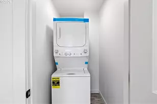 172 Allison Ave, Sutherlin, OR 97479 - Photo 25