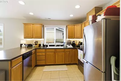 2406 34th Ave, Longview, WA 98632 - Photo 9