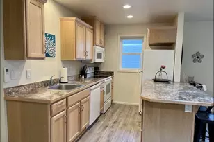 1610 19th St, Florence, OR 97439 - Photo 17