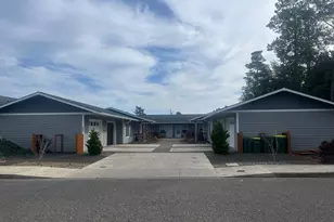 1610 19th St, Florence, OR 97439 - Photo 1