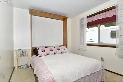 18190 Davis St, Sandy, OR 97055 - Photo 27