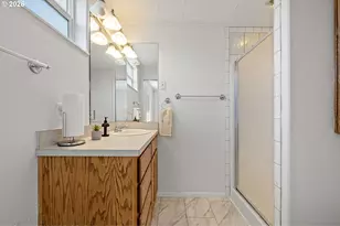 321 N 8th St, Cottage Grove, OR 97424 - Photo 21