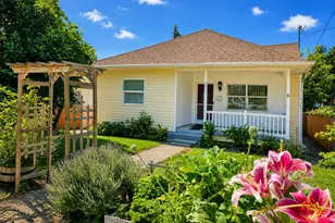 321 N 8th St, Cottage Grove, OR 97424 - Photo 39