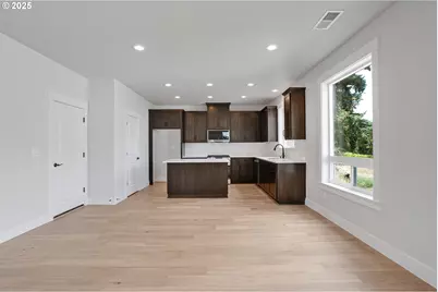 13945 SE Piper Cub Way, Milwaukie, OR 97267 - Photo 11