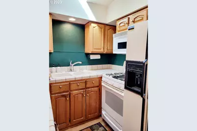 19921 Whaleshead Rd #OV8, Brookings, OR 97415 - Photo 23