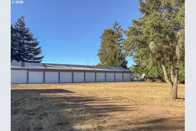 1065 Harlan St, Roseburg, OR 97471 - Photo 43