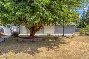 1065 Harlan St, Roseburg, OR 97471 - Photo 23