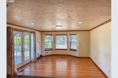 1065 Harlan St, Roseburg, OR 97471 - Photo 9