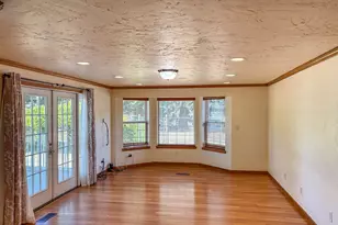 1065 Harlan St, Roseburg, OR 97471 - Photo 9