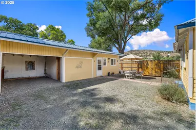 312 N Canyon Blvd, John Day, OR 97845 - Photo 3