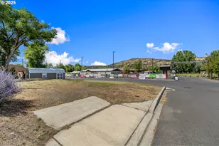 312 N Canyon Blvd, John Day, OR 97845 - Photo 33