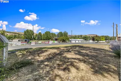 312 N Canyon Blvd, John Day, OR 97845 - Photo 35