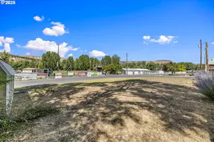 312 N Canyon Blvd, John Day, OR 97845 - Photo 35