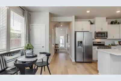 6424 SE Nasha St, Hillsboro, OR 97123 - Photo 7