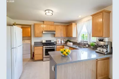 5115 SE 140th Pl, Portland, OR 97236 - Photo 7