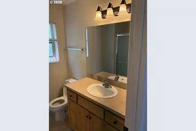 15650 SE Stark St, Portland, OR 97233 - Photo 19