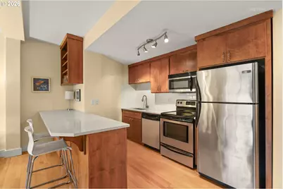 1829 NW Lovejoy St #304, Portland, OR 97209 - Photo 9