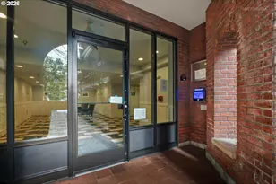 1829 NW Lovejoy St, Portland, OR 97209 - Photo 21