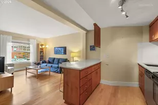 1829 NW Lovejoy St, Portland, OR 97209 - Photo 11