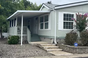 141 River Ridge Ave, Roseburg, OR 97471 - Photo 3