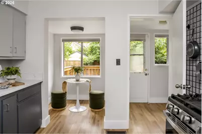 1734 SE 41st Ave, Portland, OR 97214 - Photo 9