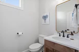 2059 SE 176th Ave, Portland, OR 97233 - Photo 11