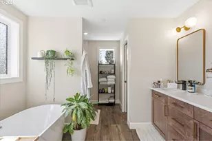 2059 SE 176th Ave, Portland, OR 97233 - Photo 15