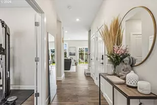 2059 SE 176th Ave, Portland, OR 97233 - Photo 3